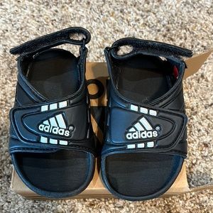 Adidas sandals size 4